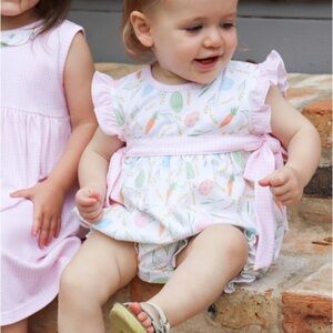 Marco & Lizzy baby girl 12 months baby girl Easter egg bubble outfit bows white